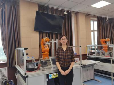 喜報(bào) 我校姬彥巧等4名教師榮獲2020年度遼寧省職業(yè)院校教學(xué)名師及專業(yè)帶頭人稱號(hào)